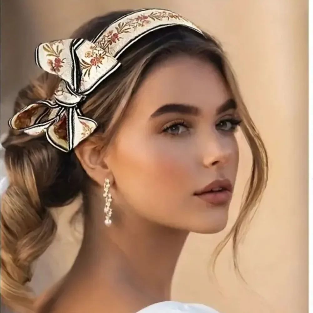 Floral Embroidered Floral bow headband | NWOT